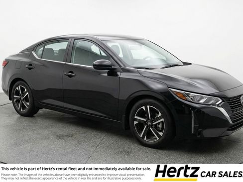 Used 2025 Nissan Sentra SV image 1