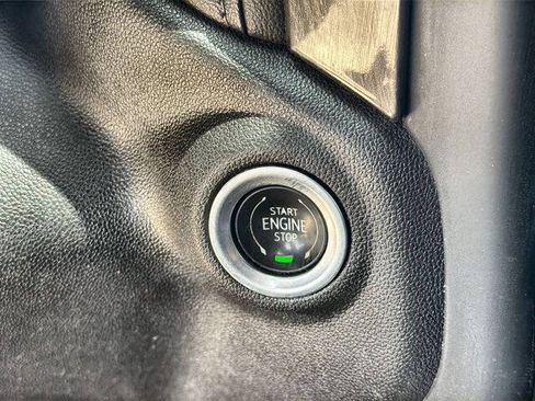 Used 2021 GMC Sierra 1500 Elevation AWD/4WD image 16