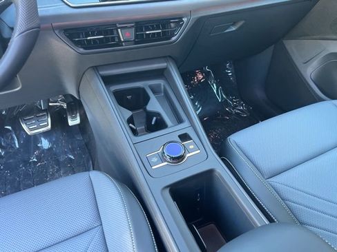 New 2026 Volkswagen Tiguan SE R-Line image 18