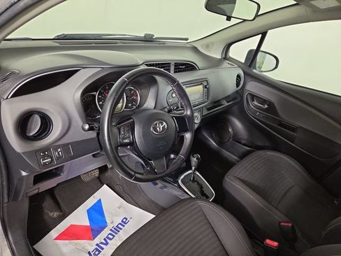 Used 2015 Toyota Yaris SE FWD image 14
