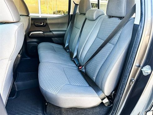 Used 2022 Toyota Tacoma SR5 image 25