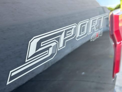 Used 2020 Ford F150 XLT w/ Equipment Group 302A Luxury AWD/4WD image 9