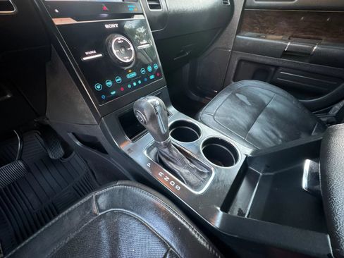 Used 2014 Ford Flex Limited FWD image 29