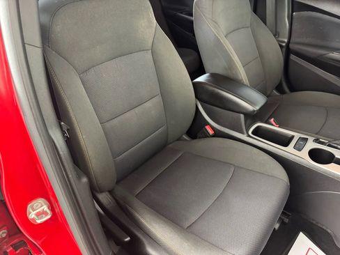 Used 2018 Chevrolet Cruze LS image 29