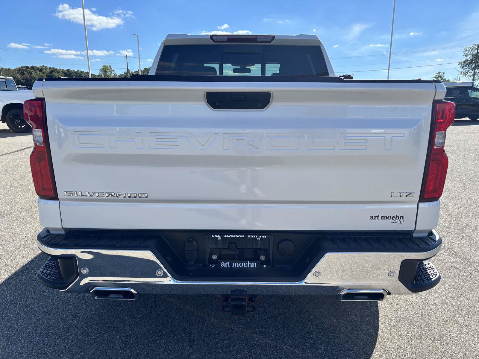 Used 2021 Chevrolet Silverado 1500 LTZ AWD/4WD image 4