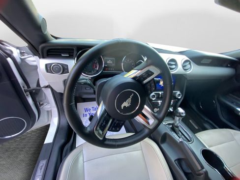 Used 2016 Ford Mustang Premium RWD image 13