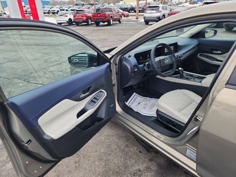 New 2026 Nissan Sentra SL w/ Floor Mat Package FWD image 10
