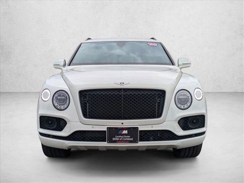 Used 2020 Bentley Bentayga image 2