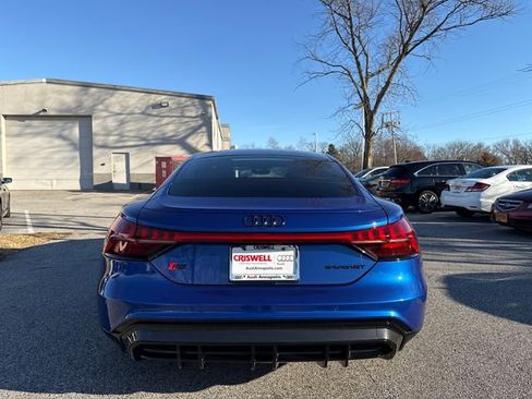 Used 2022 Audi RS e-tron GT image 4