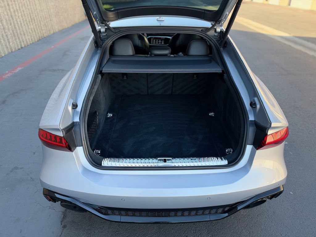 Used 2021 Audi RS 7 Sportback w/ Black Optic Package AWD/4WD image 23