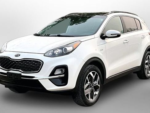 Used 2022 Kia Sportage EX AWD/4WD image 3