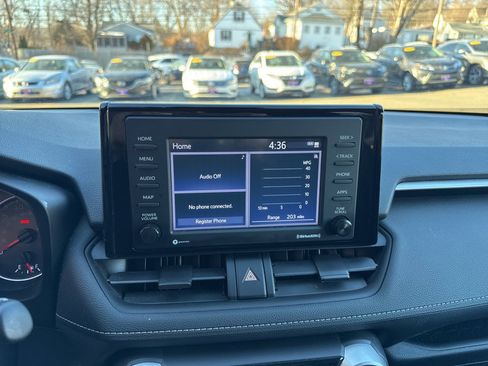 Used 2020 Toyota RAV4 LE w/ Carpet Mat Package image 22