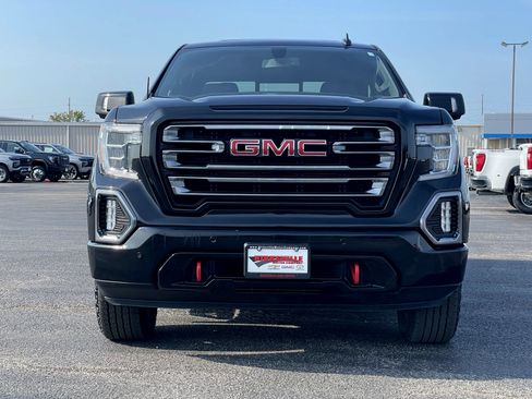 Certified 2020 GMC Sierra 1500 AT4 w/ AT4 Premium Package AWD/4WD image 9