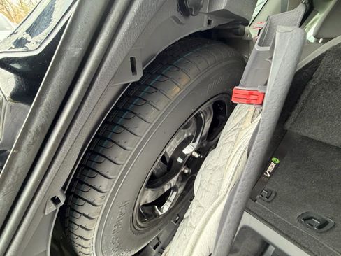 Used 2021 Toyota Sienna LE image 33