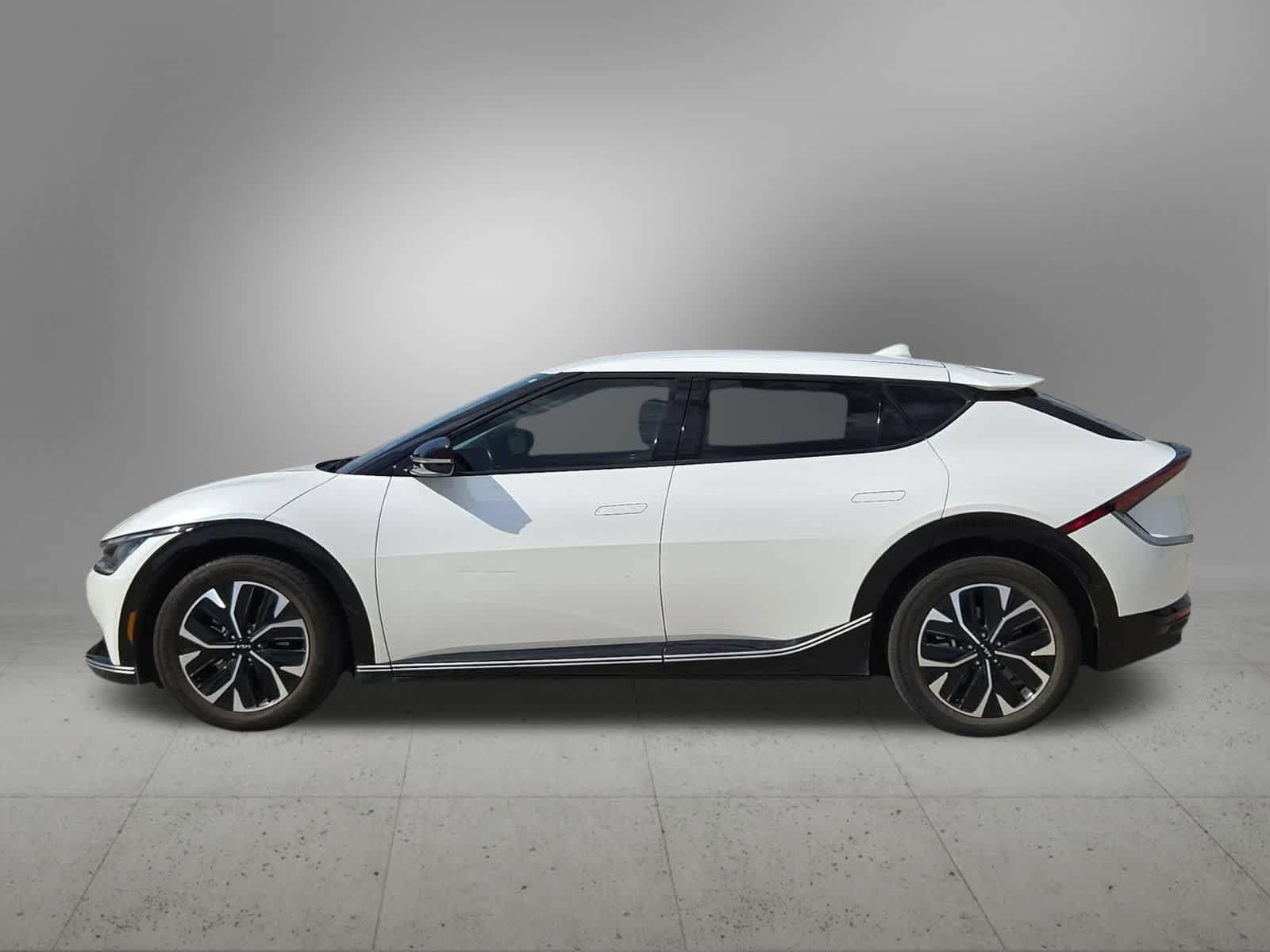 Certified 2023 Kia EV6 Wind RWD image 3