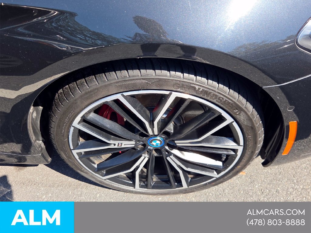 Used 2023 BMW 530e w/ M Sport Package RWD image 24