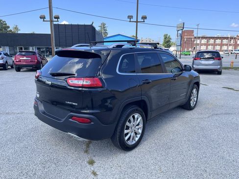 Used 2016 Jeep Cherokee Limited AWD/4WD image 3