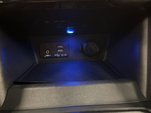 Used 2024 Subaru Forester Sport image 23