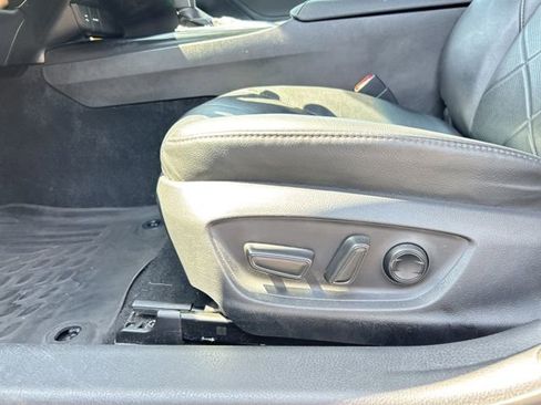 Used 2018 Toyota Camry XLE w/ Audio Package FWD image 28