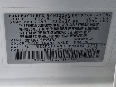 Used 2018 Nissan Sentra SR w/ SR Midnight Edition Package image 27