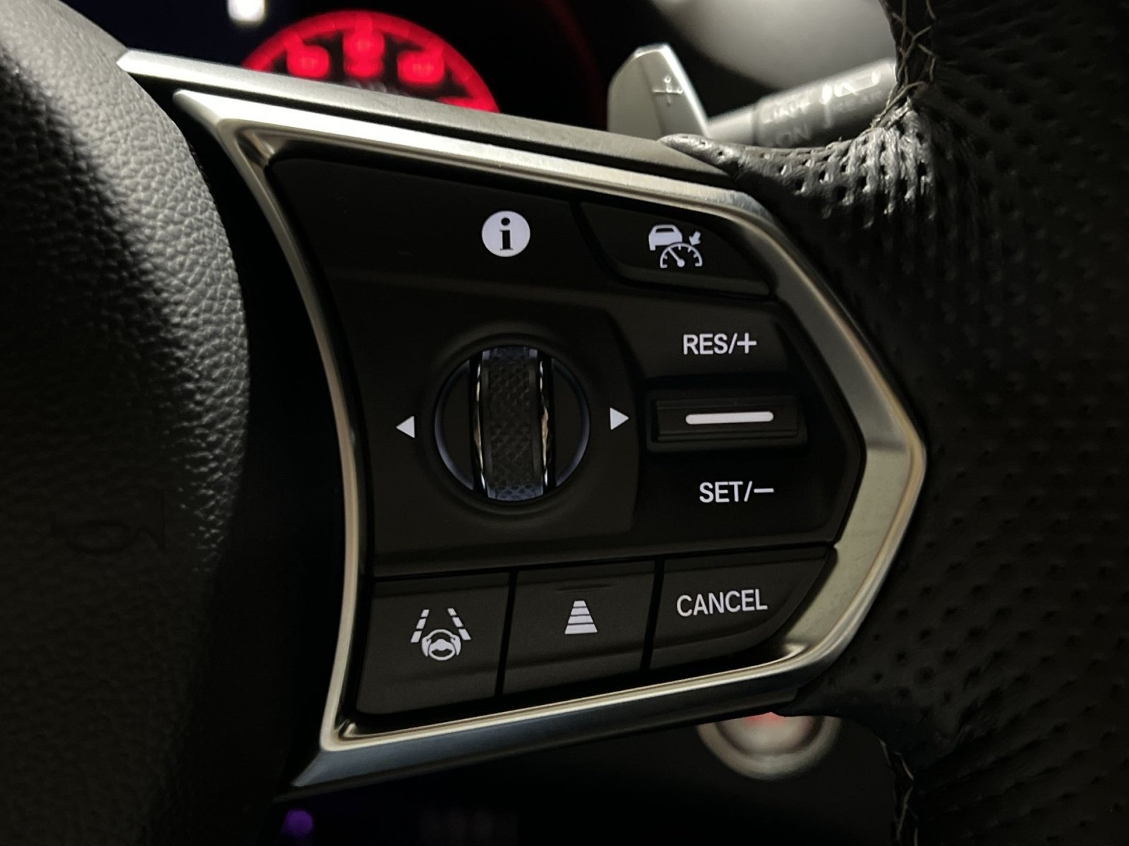 Used 2022 Acura RDX AWD image 23
