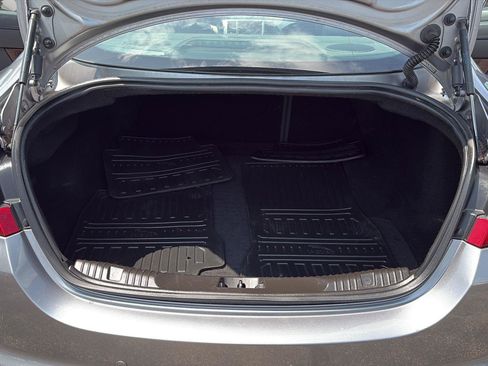 Used 2010 Jaguar XF Premium RWD image 15