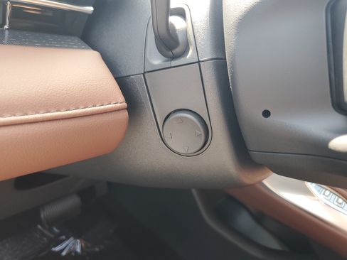 New 2026 Lincoln Nautilus Reserve AWD/4WD image 15