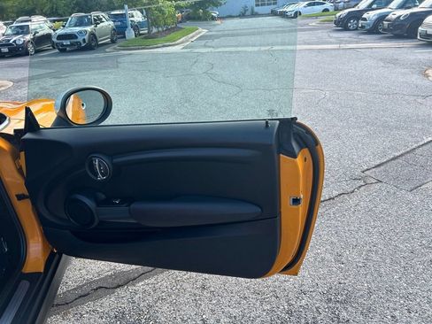 Used 2016 MINI Cooper 2-Door Hardtop FWD image 39
