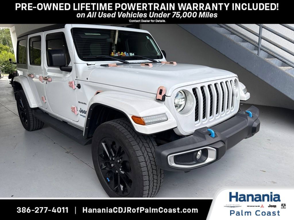 Used 2022 Jeep Wrangler Unlimited Sahara AWD/4WD image 11