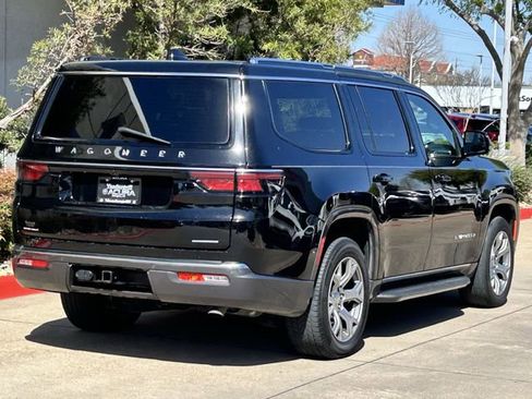 Used 2022 Jeep Wagoneer Series II image 4