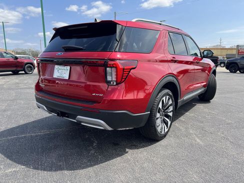 New 2026 Ford Explorer Platinum image 4