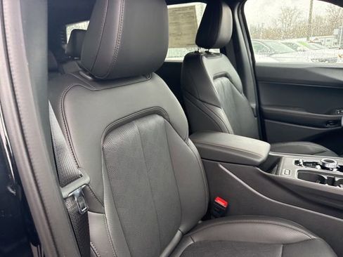 New 2026 Jeep Cherokee Overland image 12