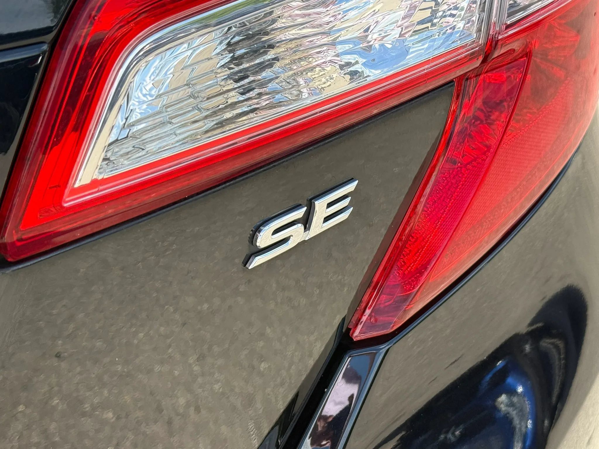 Used 2014 Toyota Camry SE FWD image 13