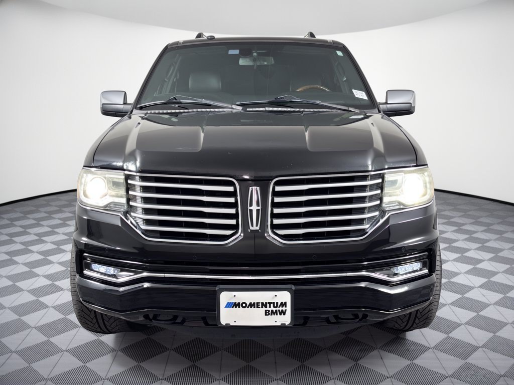 Used 2016 Lincoln Navigator L Select RWD image 6