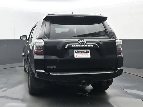 Used 2014 Toyota 4Runner SR5 RWD image 4