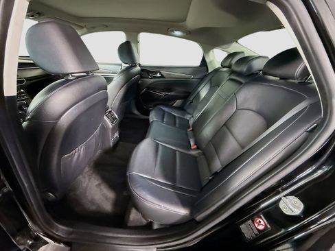 Used 2020 Kia Cadenza Technology FWD image 21