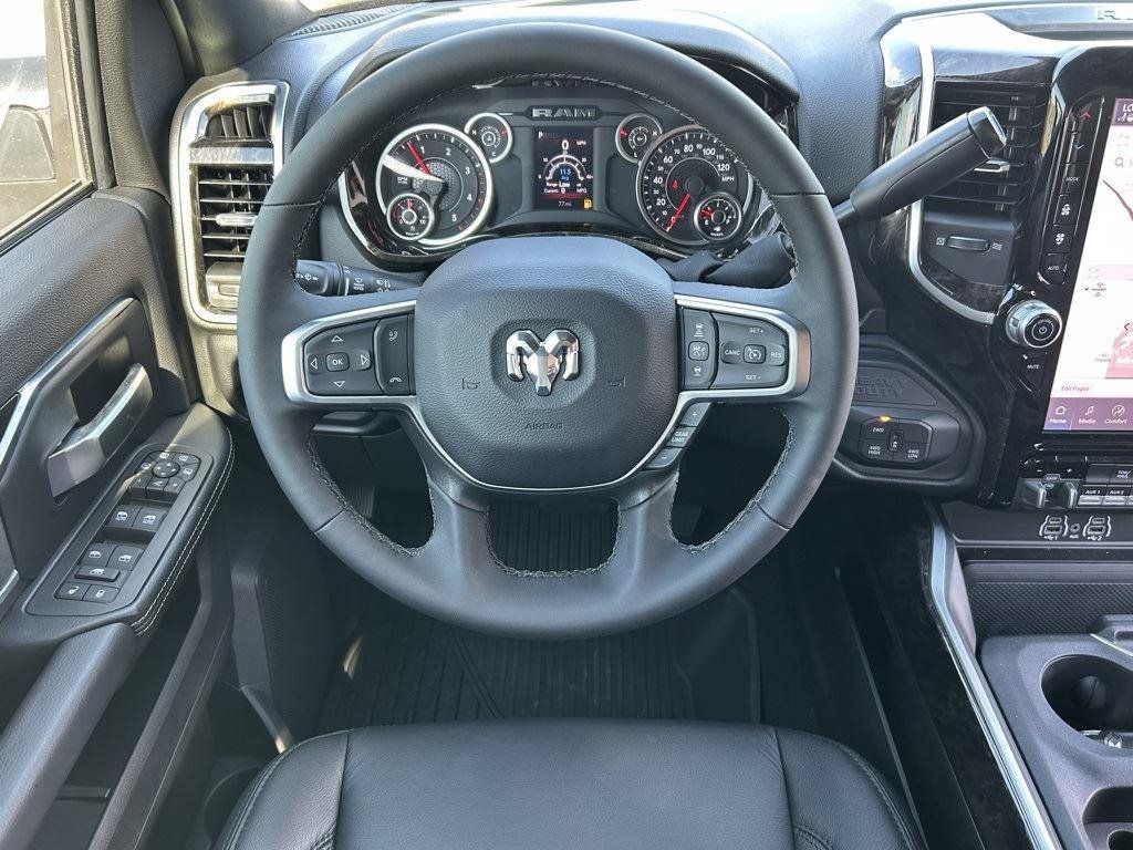 New 2025 RAM 2500 Big Horn AWD/4WD image 19