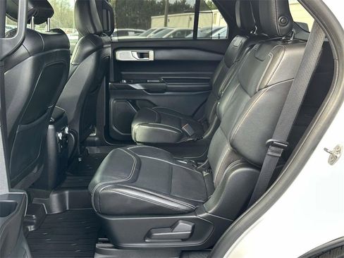 Used 2020 Ford Explorer ST w/ Premium Technology Package image 10