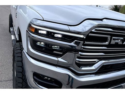 Used 2025 RAM 2500 Laramie w/ Towing Technology Group image 31