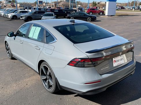 Used 2023 Honda Accord Sport image 7