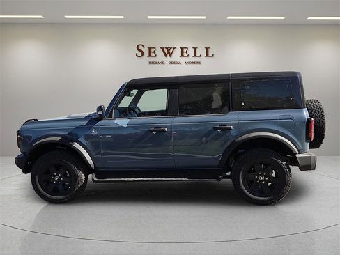 New 2025 Ford Bronco Outer Banks image 2