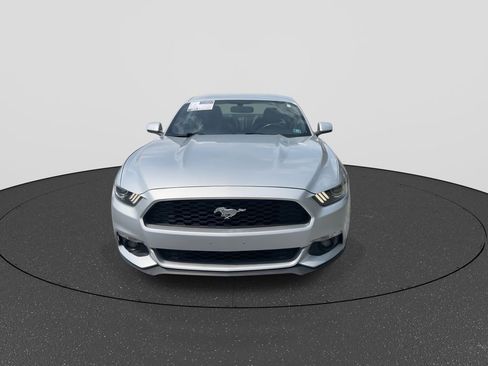 Used 2017 Ford Mustang Premium RWD image 3
