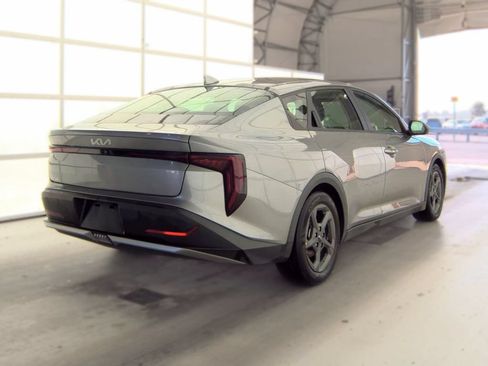 Used 2025 Kia K4 FWD image 6
