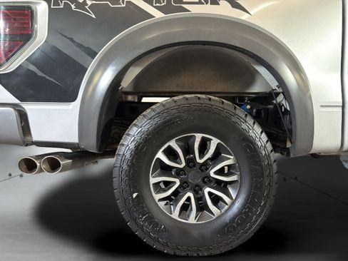 Used 2014 Ford F150 Raptor w/ Equipment Group 801A Luxury AWD/4WD image 35