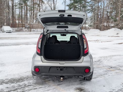 Used 2018 Kia Soul image 31