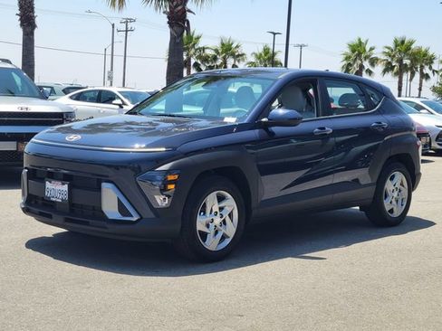 Used 2026 Hyundai Kona SE FWD image 2