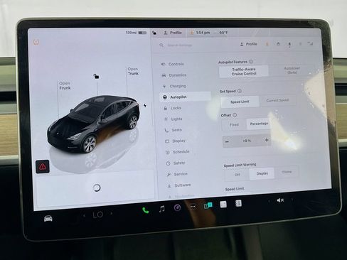 Used 2023 Tesla Model Y Long Range AWD/4WD image 18