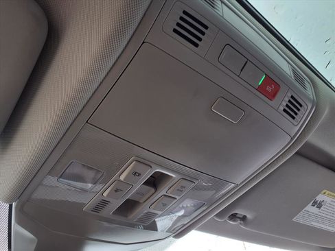 New 2026 Volkswagen Jetta SE image 19