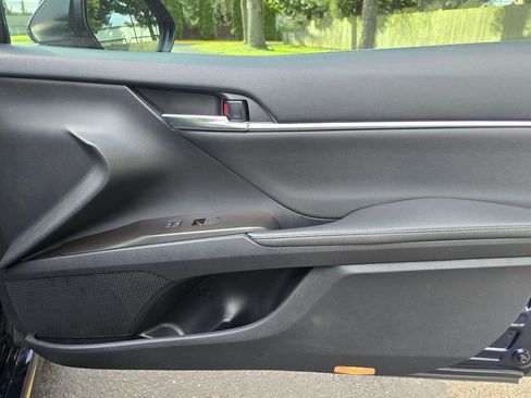 Used 2021 Toyota Camry XSE w/ Navigation Upgrade Package image 19