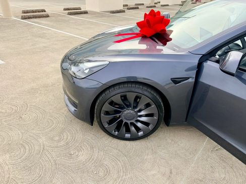 Used 2021 Tesla Model 3 Long Range AWD/4WD image 15